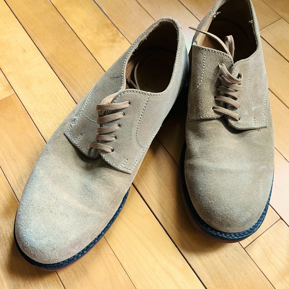 Men’s 8.5 J crew nubuck shoes